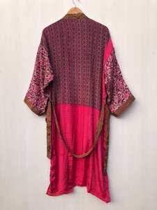 Bata de Baño de Seda Suave Regal House Wear, Bata Multicolor para Dormir, Kimono de Seda Reciclada Estilo Sari Indio, Venta Directa al por Mayor - Product Image 5