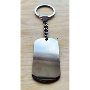 Pendentif en laiton pour chien avec gravure motif loup, forme rectangulaire vintage, collier en métal - Product Image 2