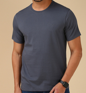 T-shirt en coton uni pour homme avec logo personnalisé OEM, coupe classique, doux, respirant, écologique, col rond, vêtements décontractés de qualité supérieure, streetwear - Product Image 1