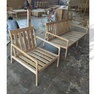 Canapé d'extérieur en teck pour hôtel et complexe hôtelier, résistant aux UV, avec coussin imperméable en rotin PE, design minimaliste, causeuse de patio pour projets hôteliers - Product Image 4