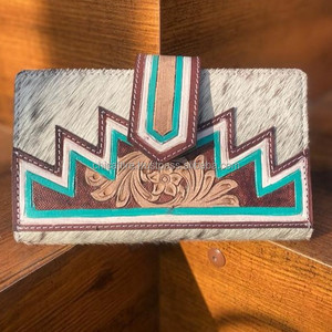 Nouveau Western élégant cheveux sur peau couleur usiné fourrure cuir pochette femmes conçu sac à main vente chaude en cuir usiné portefeuille Unique - Product Image 2