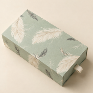 Caja Deslizante Personalizada con Diseño de Pluma de Menta para Empaque de Colección de Lápices Labiales - Product Image 3