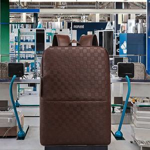 Sac à dos professionnel pour ordinateur portable en cuir PU marron Horsekraft HK-BG28, 20-39L, étanche, avec fermeture éclair, en polyester, pour voyage et extérieur - Product Image 3