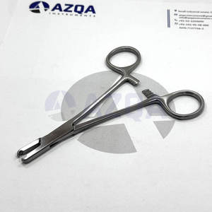 คีมหนีบเหล็กกล้าไร้สนิมสำหรับเจาะผิวหนัง ขนาด 5.5 นิ้ว ปลายหยัก 3 มม. เครื่องมือมืออาชีพสำหรับเจาะร่างกาย - Product Image 4