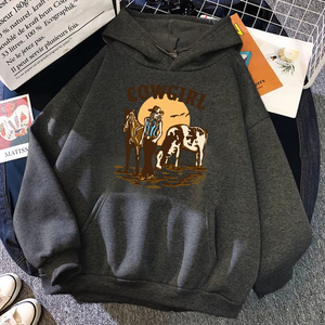 Sudaderas con capucha para mujer, nueva calidad, diseño 'La Vaquera y su Vaca y Caballo Viven en el Oeste', estilo Hip Hop urbano, cuello redondo con bolsillo - Product Image 3