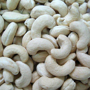Noix de cajou brutes de qualité standard W320, prix en gros - Product Image 4