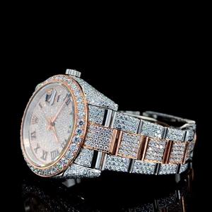 Reloj de pulsera de lujo con diamantes, brazalete con números romanos, detalles en oro rosa y esfera redonda brillante para hombre - Product Image 2