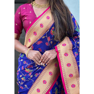 Sari en soie Paithani violet, tissé avec des fils de zari, robe de soirée élégante - Product Image 2