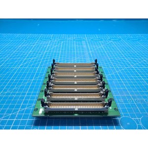 Conector VMEbue de 7 Ranuras DIN 41612, Usado, Piezas de Equipos Semiconductores Obsoletos - Product Image 2