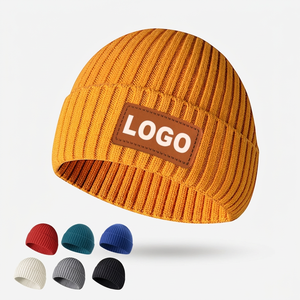 Gorros de Punto de Invierno de Moda, Gorro de Calavera Liso con Parche de Logotipo Bordado Personalizado, para Hombre y Mujer - Product Image 6