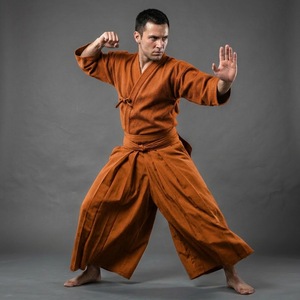 Conjunto de Keikogi y Hakama de Artes Marciales Personalizado para Hombre, Tejido Sashiko de Alta Resistencia, Uniforme de Entrenamiento Tradicional Plegado - Product Image 3