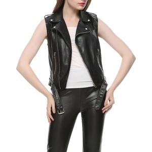 Chaleco de Cuero para Mujer Hecho a Medida, Ajustado, Impermeable, de Alta Calidad, con Triple Botonadura, Hecho en Pakistán - Product Image 4