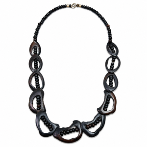 Collar de Cuentas de Hueso Natural Hecho a Mano, Estilo Vintage, Joyería Étnica Judía, Accesorio Artesanal para Mujer - Product Image 1