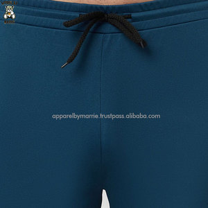 Ensemble de survêtement pour homme au design unique, conçu pour les entraînements intenses et les tenues décontractées pour une utilisation toute la journée - Product Image 6