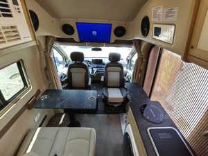 Camping-car MAXUS Traveler V100 B-Class 2023, toit rigide fixe, moteur diesel 2.0T, automatique, équipé d'une cuisine et d'une salle <span class=keywords><strong>de</strong></span> bain pour les voyages sur <span class=keywords><strong>route</strong></span> - Product Image 5