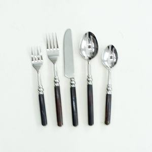 Couverts élégants en acier inoxydable rose foncé royal polis à la main avec poignée en résine faite à la main - Product Image 4