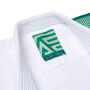 Kimono de BJJ Profesional de Algodón con Tejido Pearl Weave, Secado Rápido, Transpirable, Blanco, 450 GSM, con Bolsas - Product Image 5