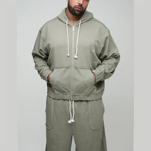 Conjunto Deportivo de Invierno Personalizado al por Mayor, Sudadera y Pantalones Deportivos Holgados de Algodón para Hombre - Product Image 4