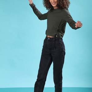 Haut court moulant à col profond pour femme, manches longues, look unique, tenue tendance, t-shirt basique à manches longues pour femme - Product Image 3