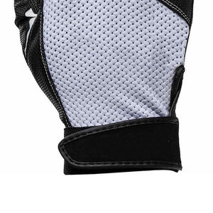 Gants de frappeur de baseball en cuir Cabretta véritable avec logo personnalisé, fabriqués par LABINO INDUSTRIES OEM, patch 3D, écologiques et de qualité supérieure. - Product Image 3