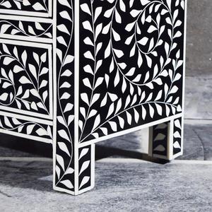 Table à tiroirs en os incrusté de la marque ILAHI, design moderne, détails en agate, rangement à trois niveaux, meuble portable pour la maison - Product Image 6