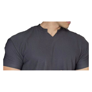 เสื้อยืดคอกลมแขนสั้นผู้ชายแบบเรียบง่ายสั่งทำขายส่ง ผ้าฝ้าย 100% ย้อมสีธรรมชาติ เป็นมิตรกับสิ่งแวดล้อม ระบายอากาศได้ดี แห้งเร็ว เหมาะสำหรับออกกำลังกาย - Product Image 4