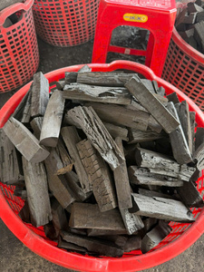 Charbon de bois naturel en morceaux du Vietnam, combustible de qualité supérieure pour barbecue et grillades, 7000-8000 Kcal/kg, faible teneur en cendres, haute chaleur, longue durée de combustion - Product Image 5