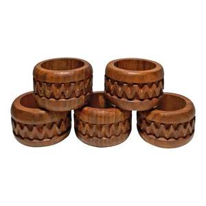 Anillos de servilleta de madera de diseño moderno y soporte de servilletas de madera, accesorios decorativos para banquetes y hoteles al precio más bajo. - Product Image 4
