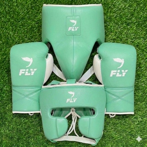Conjunto de Entrenamiento de Boxeo Personalizado en Verde Claro, Nuevo, de Alta Calidad, en Cuero Profesional para Sparring y Golpeo - Product Image 1