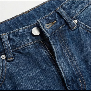 Shorts en jean vintage pour femme, taille haute, déchirés, coupe droite, délavés, coupe classique, décontracté, streetwear, vêtements de mode - Product Image 4