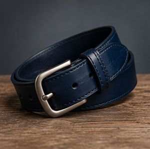 Ceinture en cuir véritable bleu marine avec boucle ardillon rectangulaire argentée, formelle et durable pour homme - Product Image 1