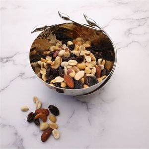 Bol de service en acier inoxydable martelé fait main, plateau décoratif argenté pour fruits et noix avec poignée en forme de feuille, décoration de table de luxe - Product Image 1