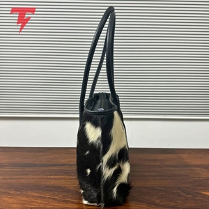 Bolso de Mano de Cuero Vacuno de Alta Calidad con Logotipo Personalizado, Bolso Casual de Lujo para Hombre, Ligero, con Cierre de Cremallera, Impermeable - Product Image 3