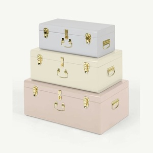 Ensemble de 3 boîtes de rangement en métal gris avec couvercles à charnières et loquets, empilables, design minimaliste pour articles divers - Product Image 5