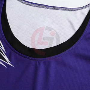 Uniforme de Baloncesto 100% Poliéster de Buena Calidad, Uniforme de Baloncesto de Diseño Nuevo Hecho a Medida, Mejor Precio - Product Image 4