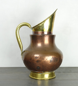 Pichet en cuivre martelé antique avec poignée en acier inoxydable, design vintage, 500-1000 ml, durable pour les boissons de fête - Product Image 3