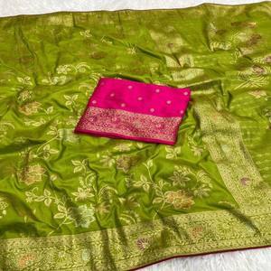 VASTRA COTTAGE Sari de seda Rangoli de alta calidad con bordado de hilo Zari y blusa bordada a juego en contraste para mujer - Product Image 2