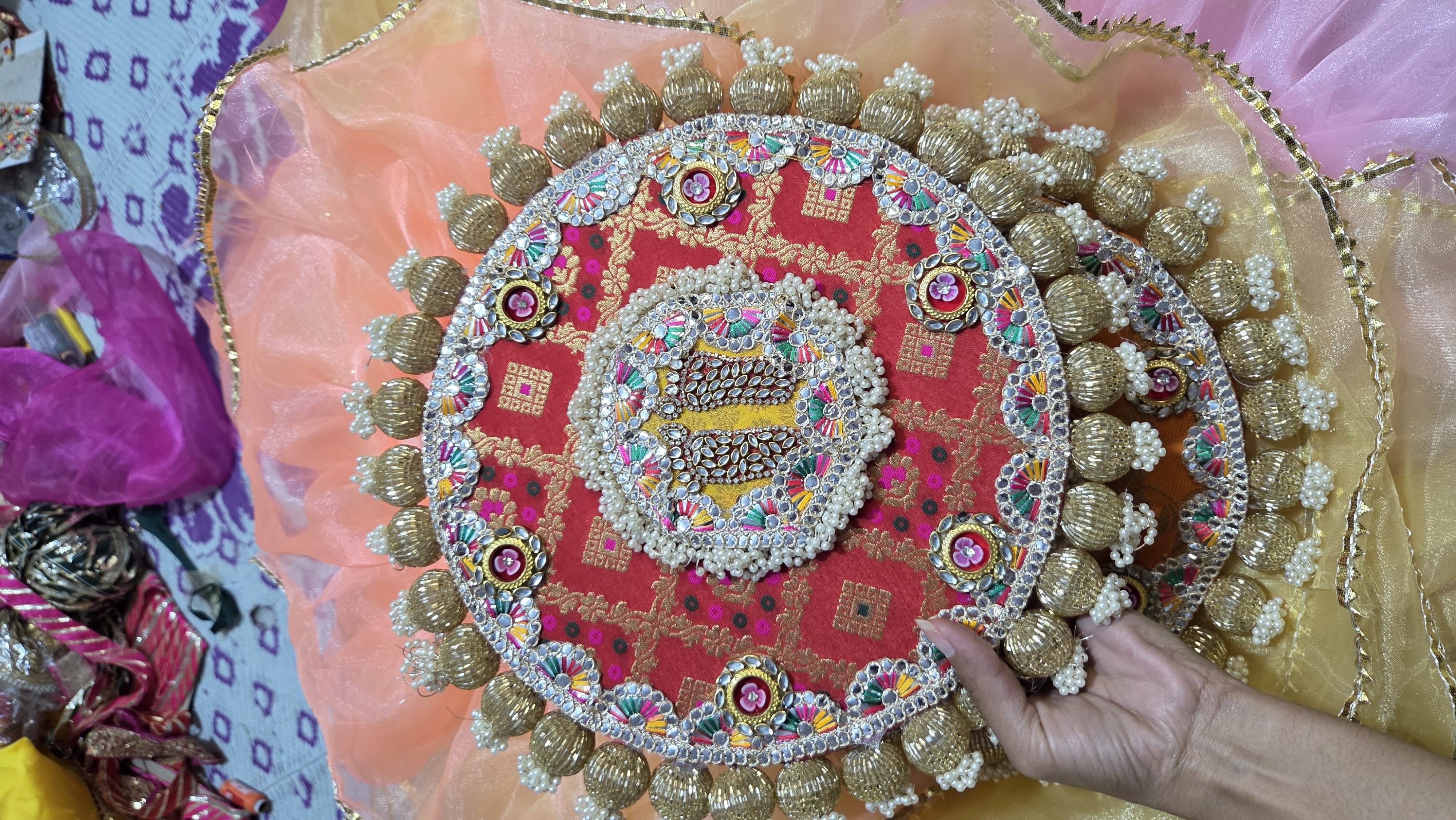 เช่นเดียวกับภาพ