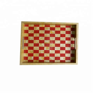 Plateau de service et plateau décoratifs en résine, design échiquier en bois, corne et os, pour la maison et la restauration - Product Image 3