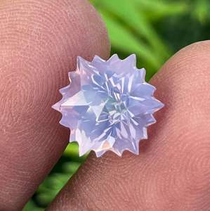 Quartz lavande naturel, forme flocon de neige, taille étoile, pierre précieuse facettée pour la fabrication de bijoux, provenant du Brésil - Product Image 2