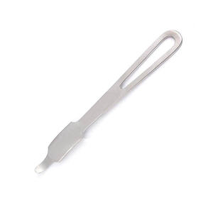 Retractor de Rodilla Manual con Palanca Ósea, Curvo 180 Grados, Punta Cónica de 10.12 Pulgadas, Ancho de 4mm, Instrumento Quirúrgico Hohmann - Product Image 5