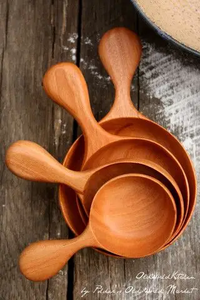 Tazón de Madera Rústico Moderno Tradicional Hecho a Mano para Decoración de Mesa de Comedor o para Guardar Frutas con Aspecto Orgánico - Product Image 3