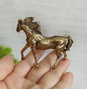 Figura de Caballo de Latón Hecha a Mano, Escultura de Gallo Galopante, Estatua Ecuestre de Metal Detallada, Decoración de Lujo para el Hogar, Adorno de Mesa - Product Image 2