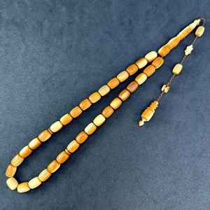 Calm Wooden Tasbih Mala, Cuentas de Oración Hechas a Mano para Mesa de Comedor - HUMAYUN WORLD CRAFTS, Diseño Tradicional Colgante - Product Image 1