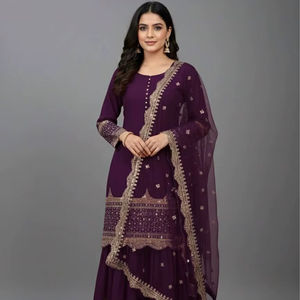 Traje Sharara de Diseñador en Georgette Sintética Pesada con Bordados y Dupatta de Red para Fiestas y Eventos - Product Image 1