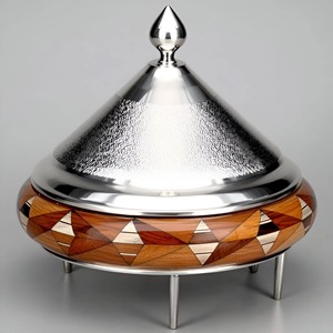 Élégante coupelle en bois avec couvercle en forme de cabane argentée, idéale pour servir les aliments, la décoration de cuisine et les réceptions, provenant d'Inde. - Product Image 2