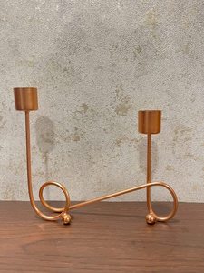 Candelabro de Metal Decorativo de Diseño Elegante para Decoración del Hogar y Regalos - Product Image 4