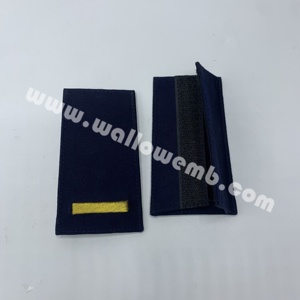 Écusson brodé personnalisé de haute qualité, conception d'usine spécialisée pour accessoires d'équipement de défense personnelle - Product Image 6