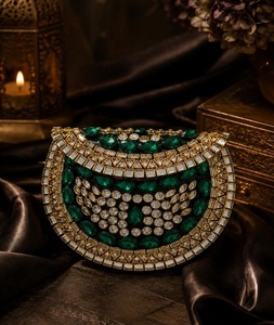 Bolso de Mano Tipo Clutch para Mujer, Estilo Indio, Chapado en Oro, Hecho a Mano en Metal, del Estado de Uttar Pradesh - Product Image 3