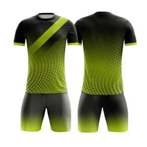 Customized High Quality Men's Soccer Uniform Style Sets Unique Design with Premium Team Wear Low Price OEM Service Available - Product Image 5